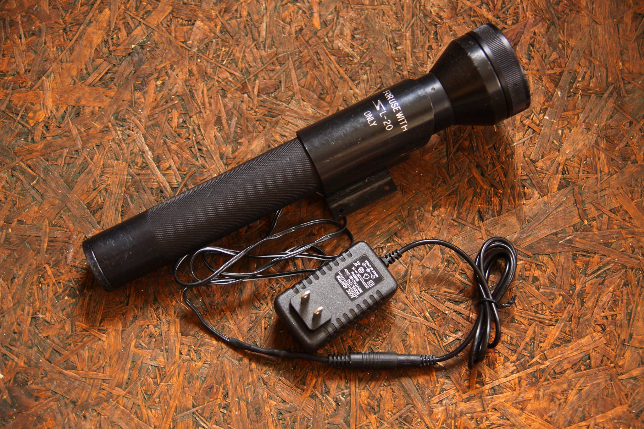 old streamlight flashlight 77553 UltraStinger 1,100-Lumen 65,000-Candela Flashlight, Black Feature packed Complete Streamlight Series | Streamlight