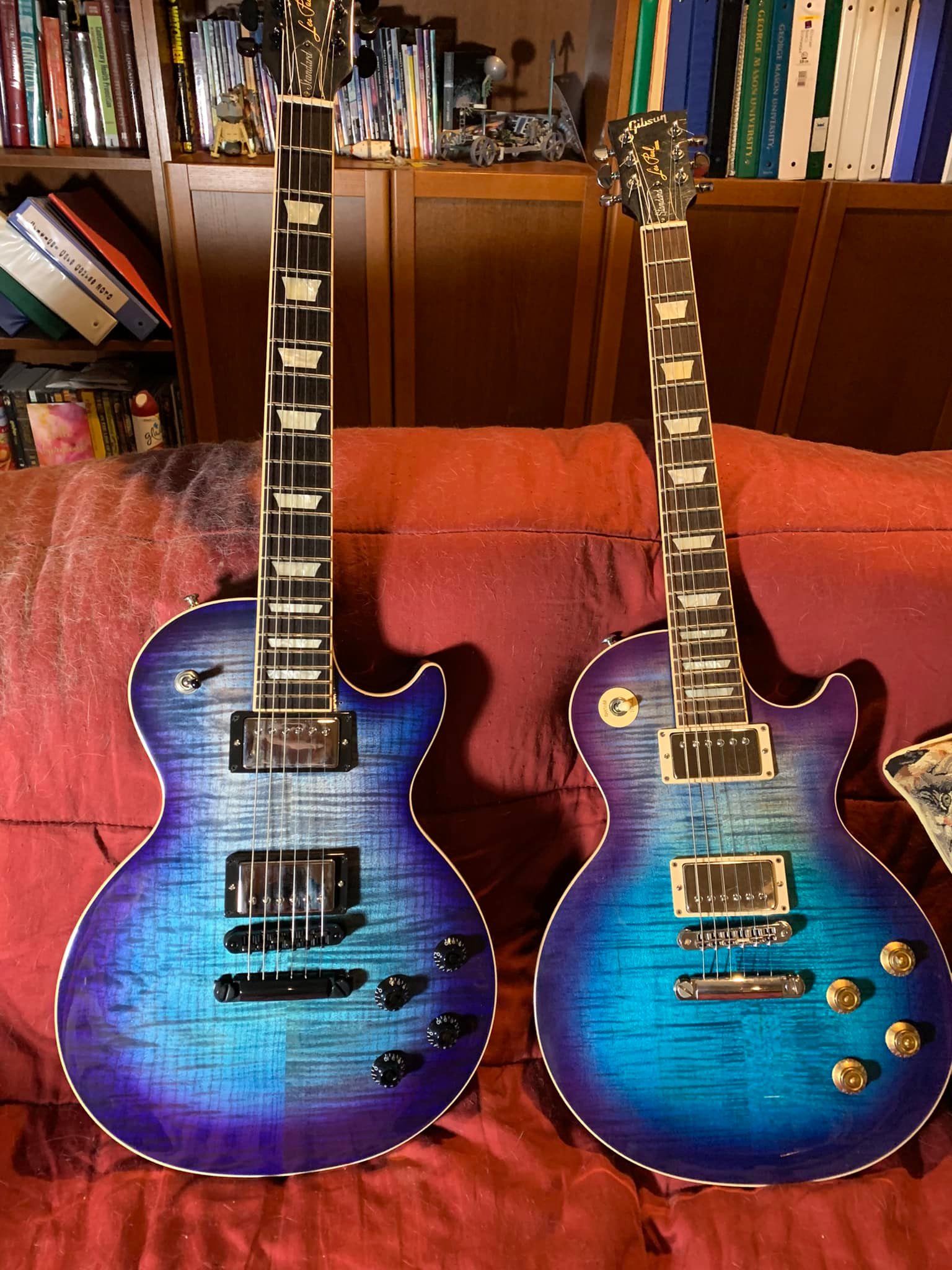 2017 Gibson Les Paul Standard in Blueberry Burst