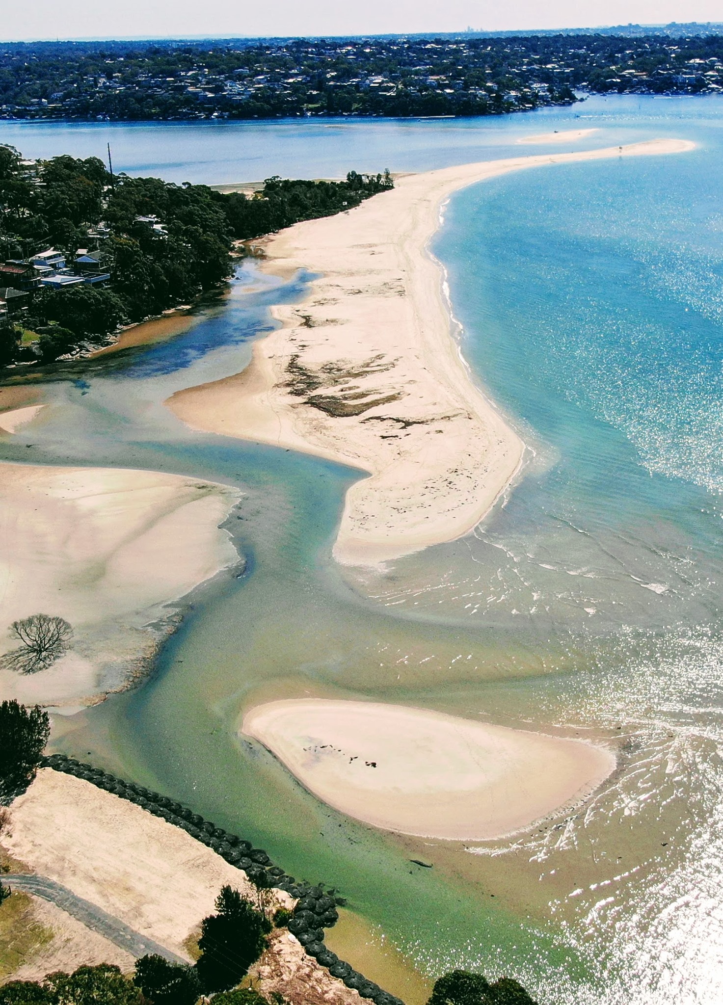 Bundeena Info - Spitting Out an Island Learn how at https://bit.ly ...