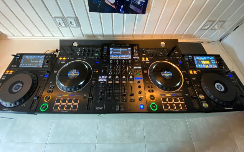 What to add as 3rd player in XDJ-XZ setup?