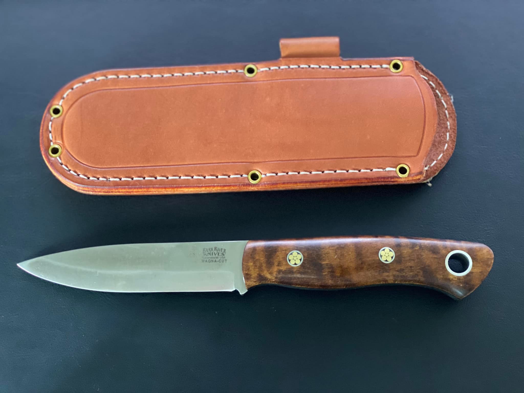 Bark river knives forest scandi magnacut