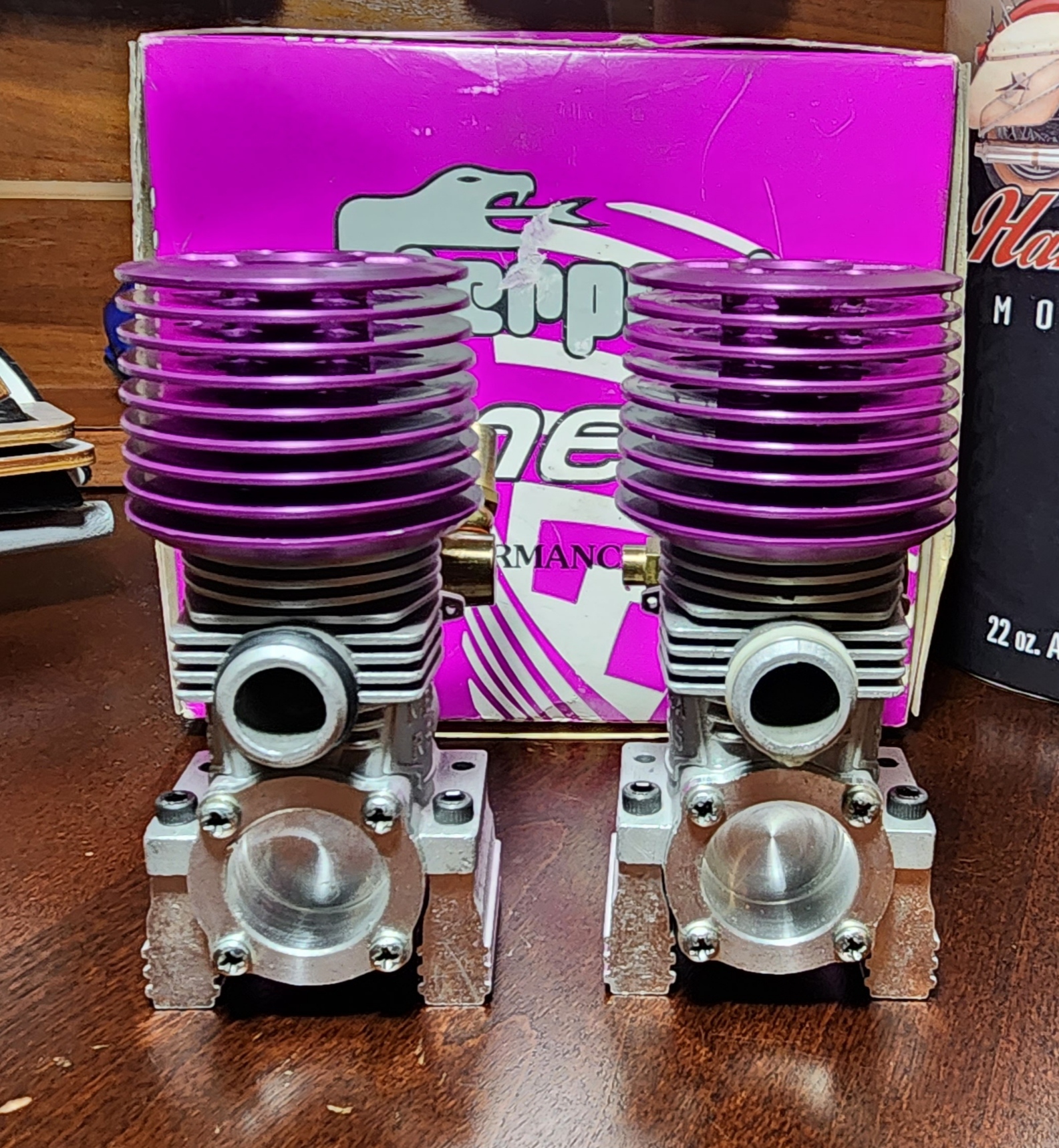 Serpent 835 with Mega ZX15 DSII+ and NovaMega TP06 exhaust. Last