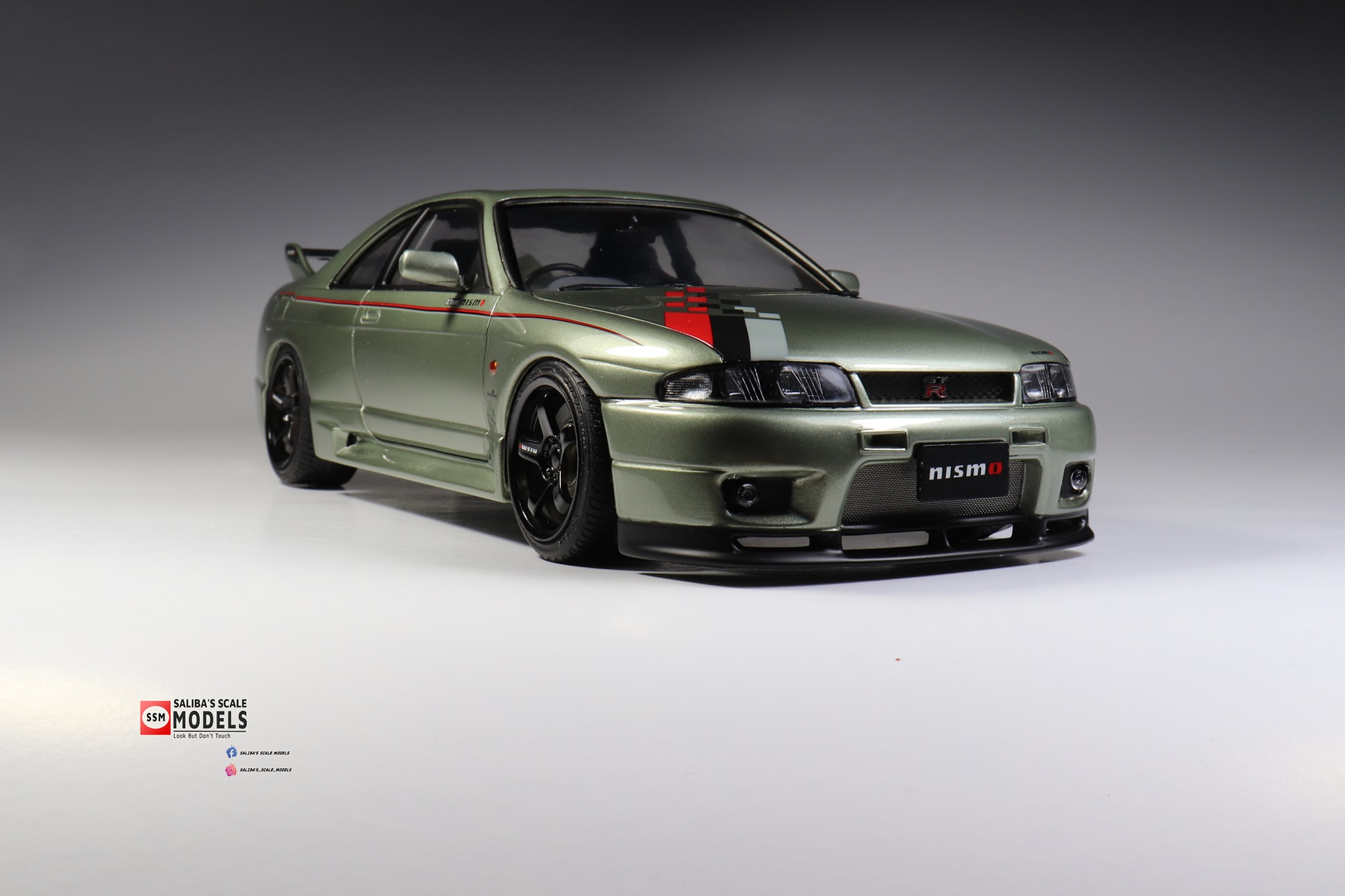 Customized Fujimi 1/24 Nissan Cube Nismo model