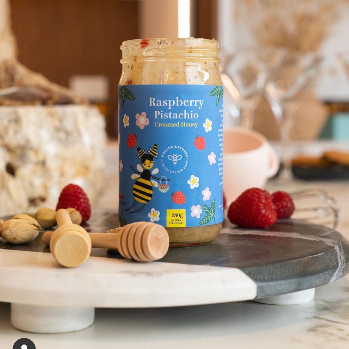 Ruta Urbana - RASPBERRY PISTACHIO Una de nuestras... | Facebook