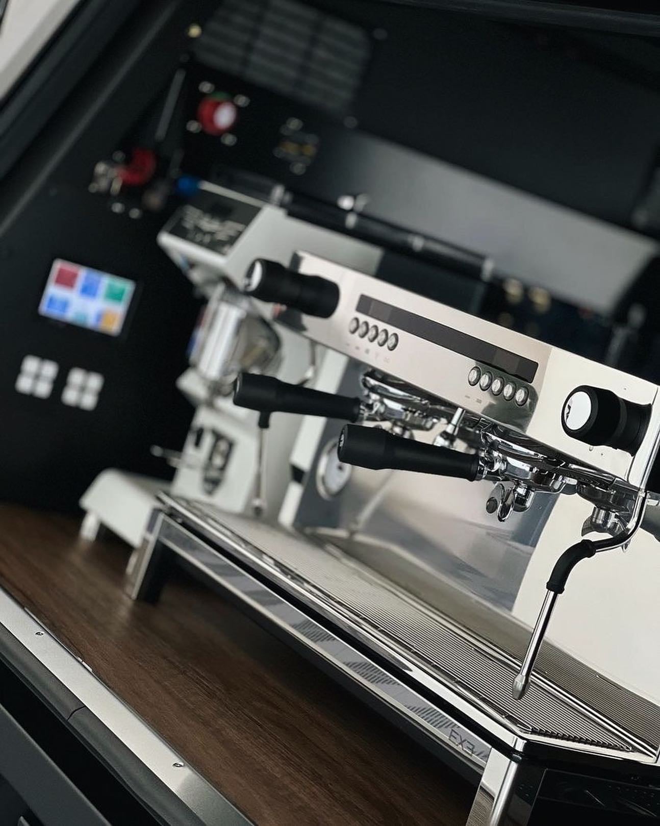 Crem - Our EX3 espresso machine looks incredible in this... | Facebook