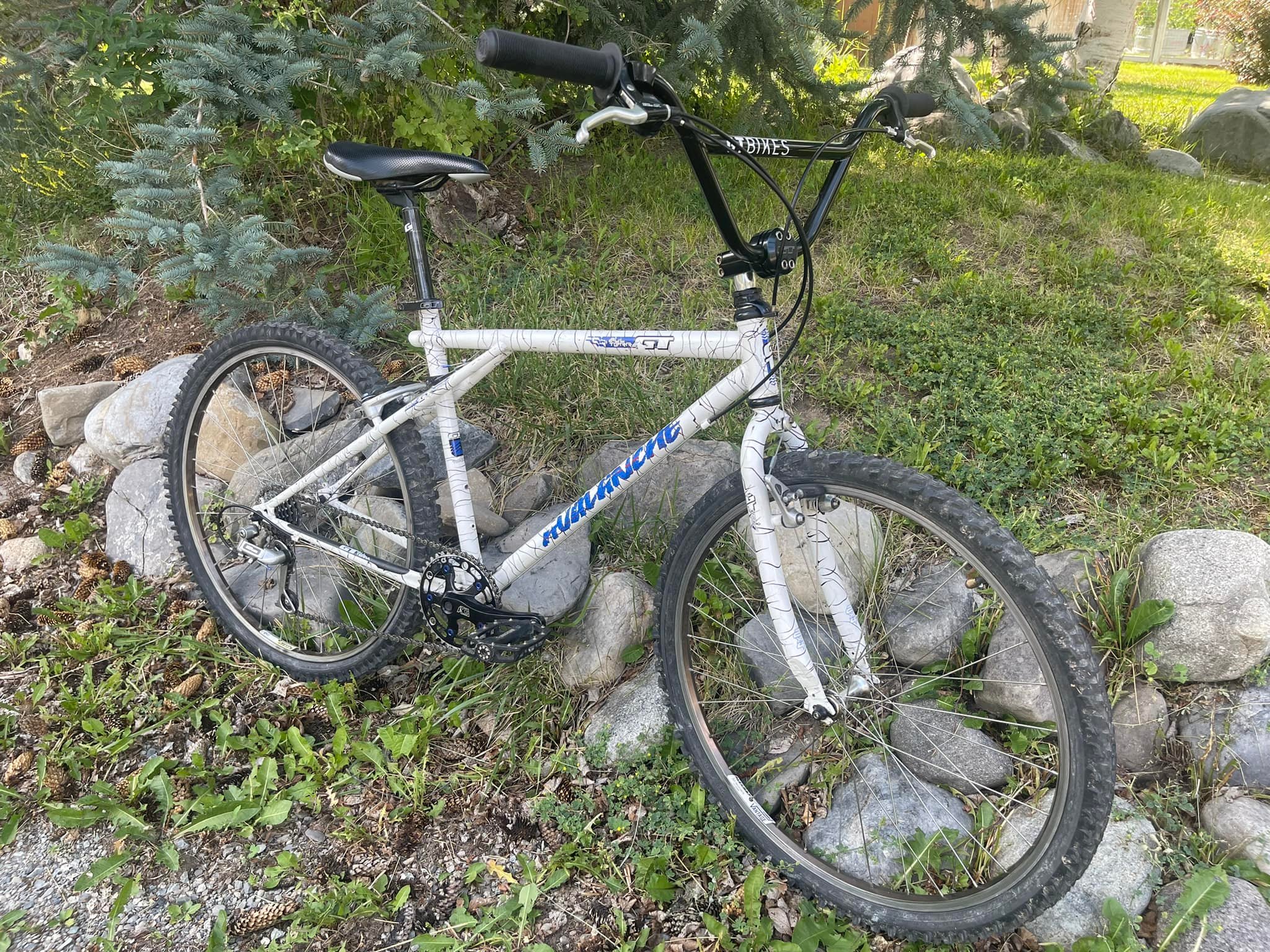 Mid 90s GT Avalanche mountain bike for sale | Springboro, OH