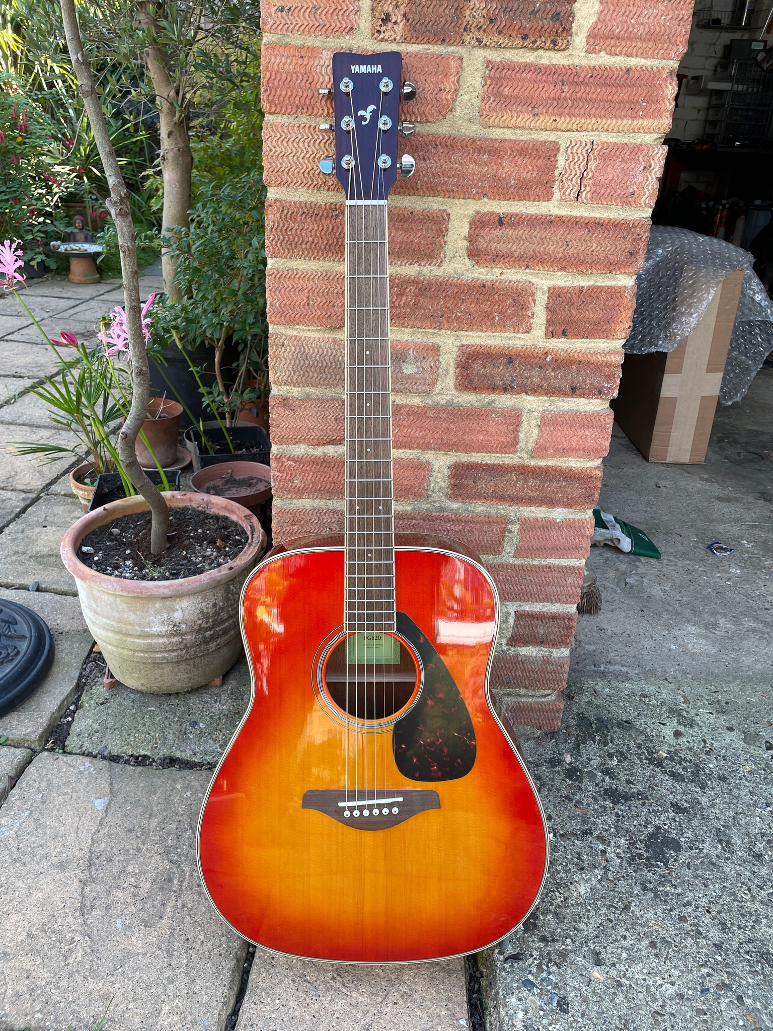 Non-Compensated Bone Saddle - Fits Some Yamaha® Steel