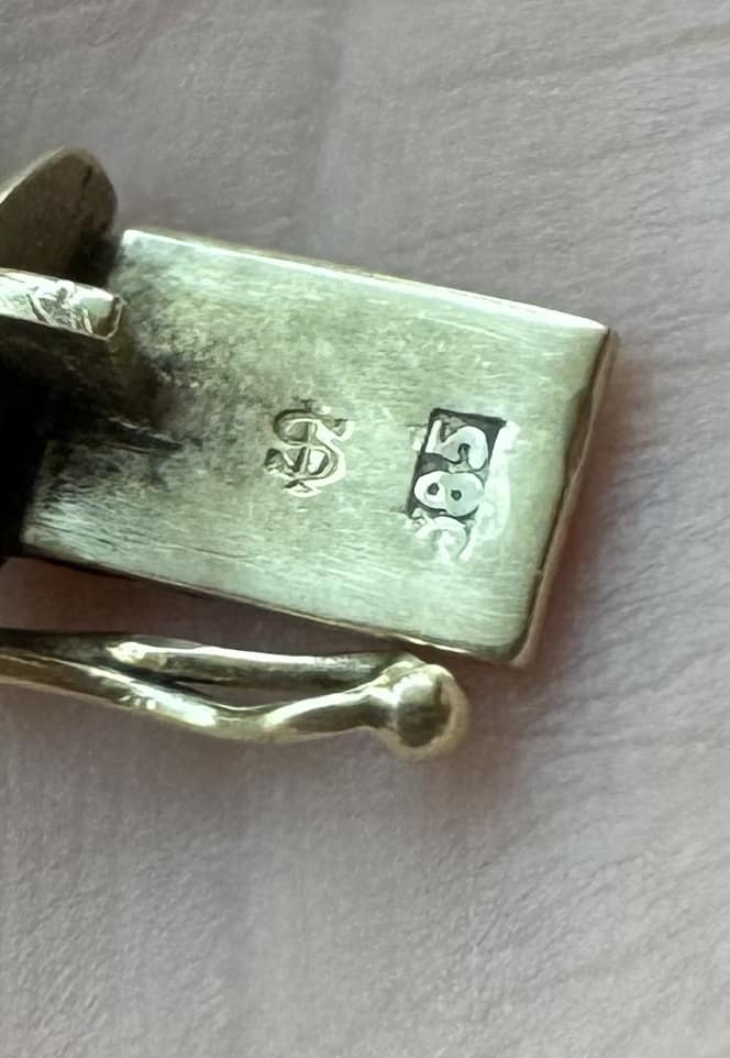 What is this 14k gold marked 585 jewelry?