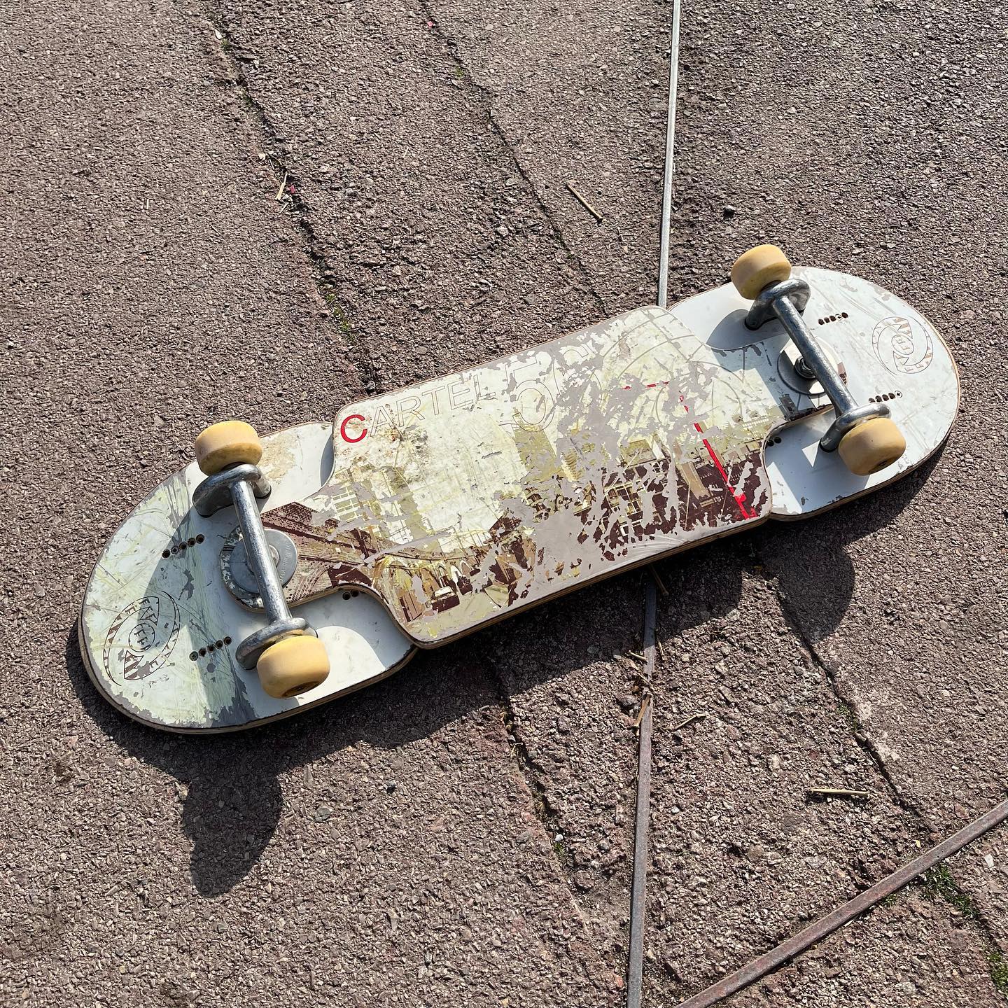 2a mano: Streetboard Highland Cartel 56 con fijaciones Dimension