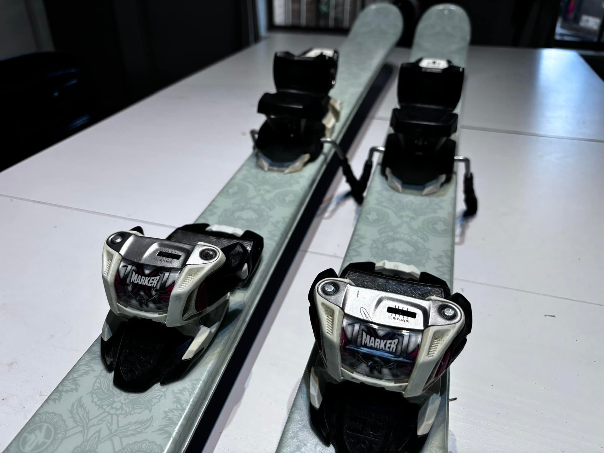 K2 Omni 3.5 Skis size: 167 cm Dimensions: 112-70-97 / R 16 m Style