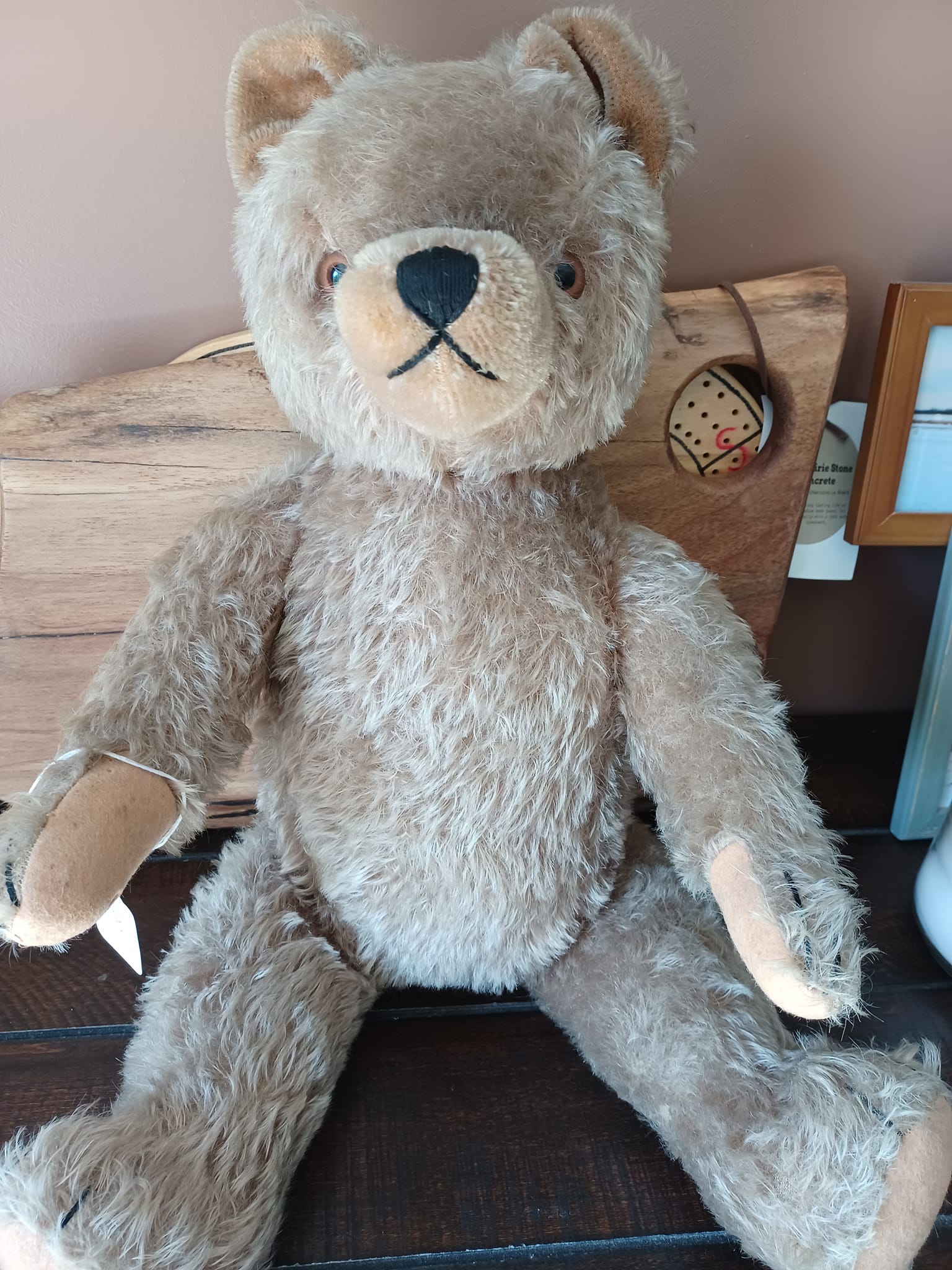 What is the Hermann 96112 teddy bear with little bears on its bow?