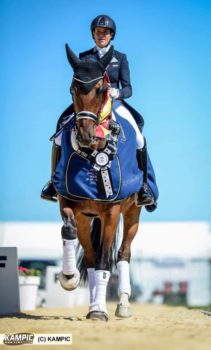 congratulations-vanessa-arena-equestrian