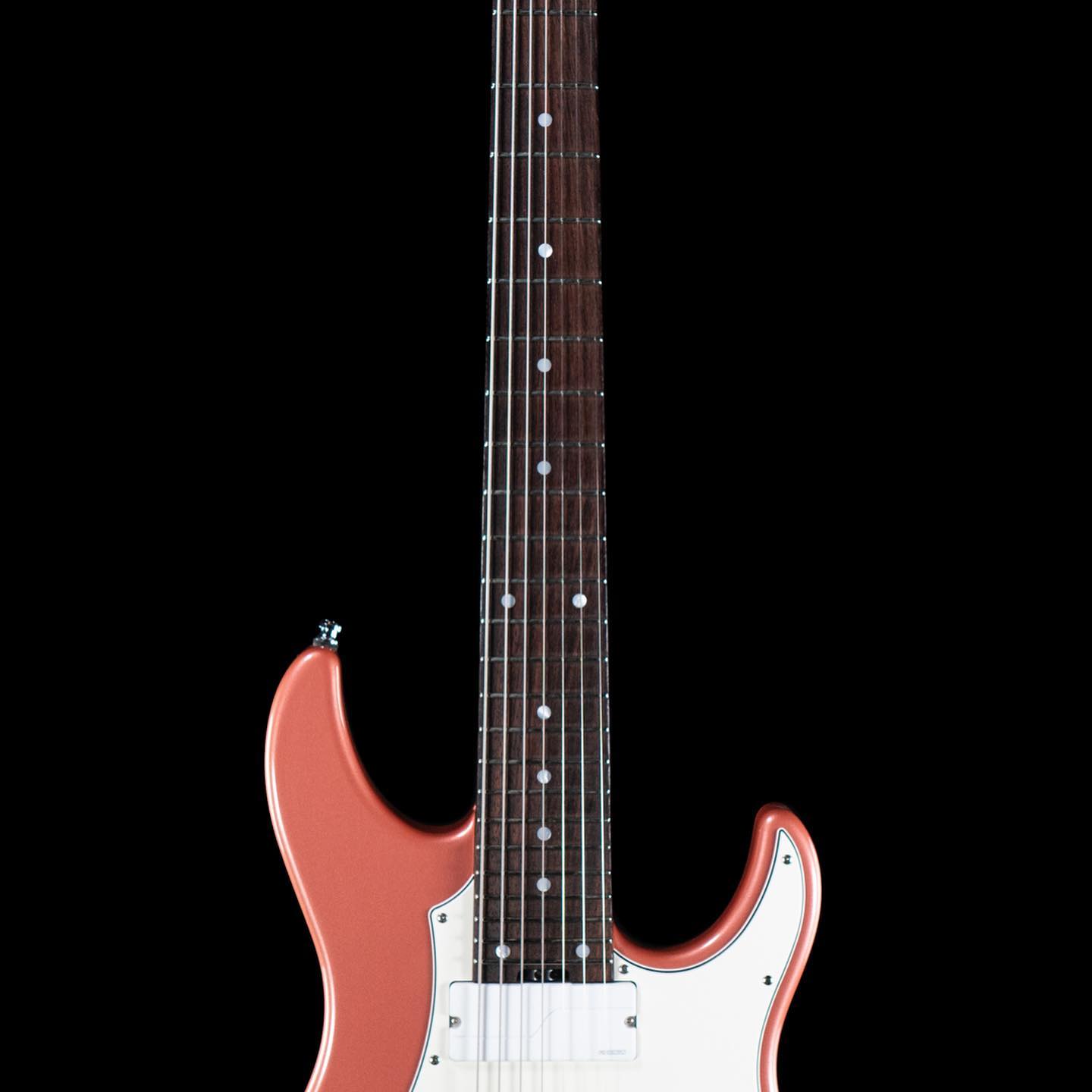 The ESP Fujioka Snapper 7. A vintage aesthetic with modern tonality