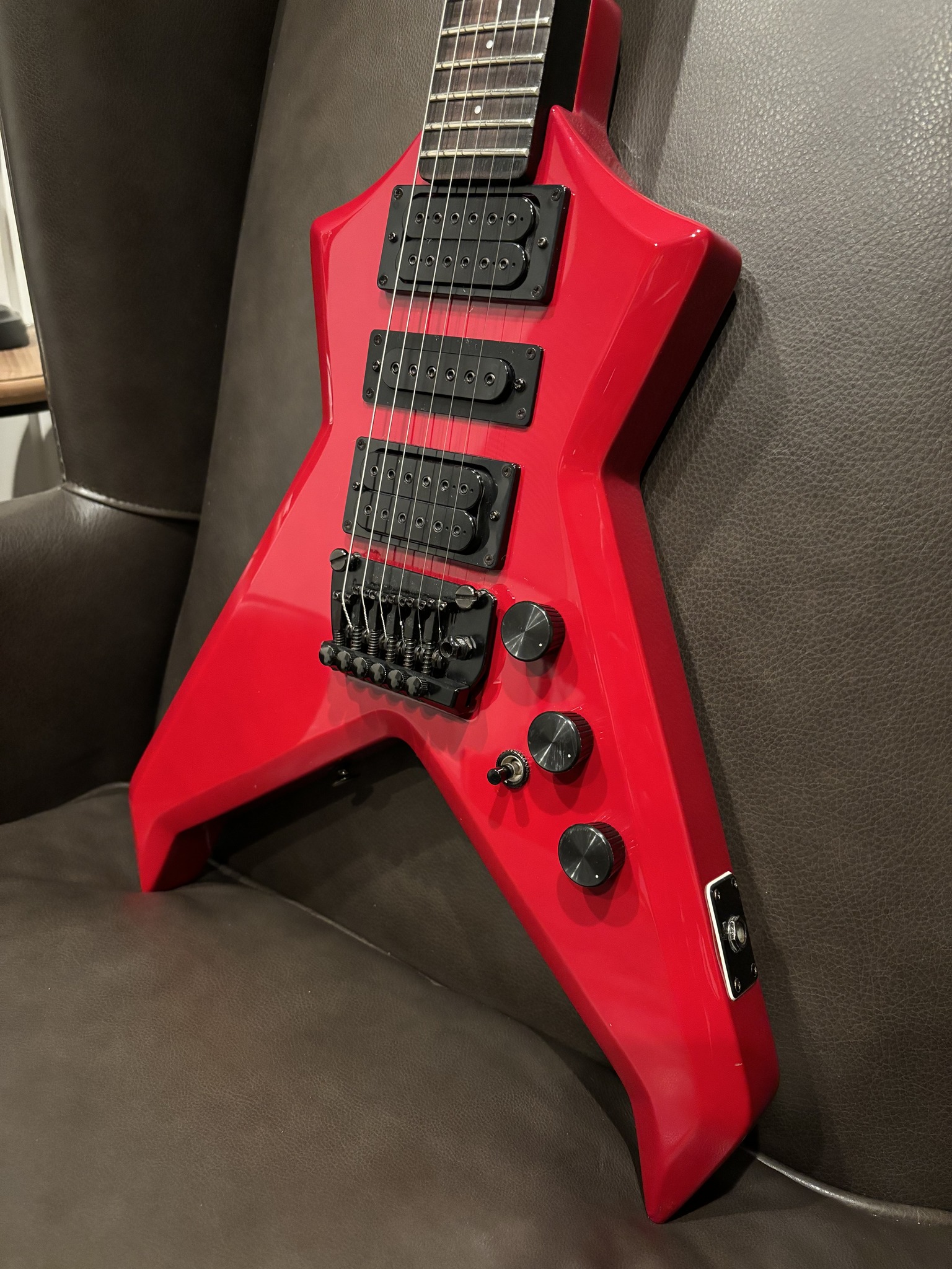 1985 Westone Dynasty XV2 guitar for sale with original case and