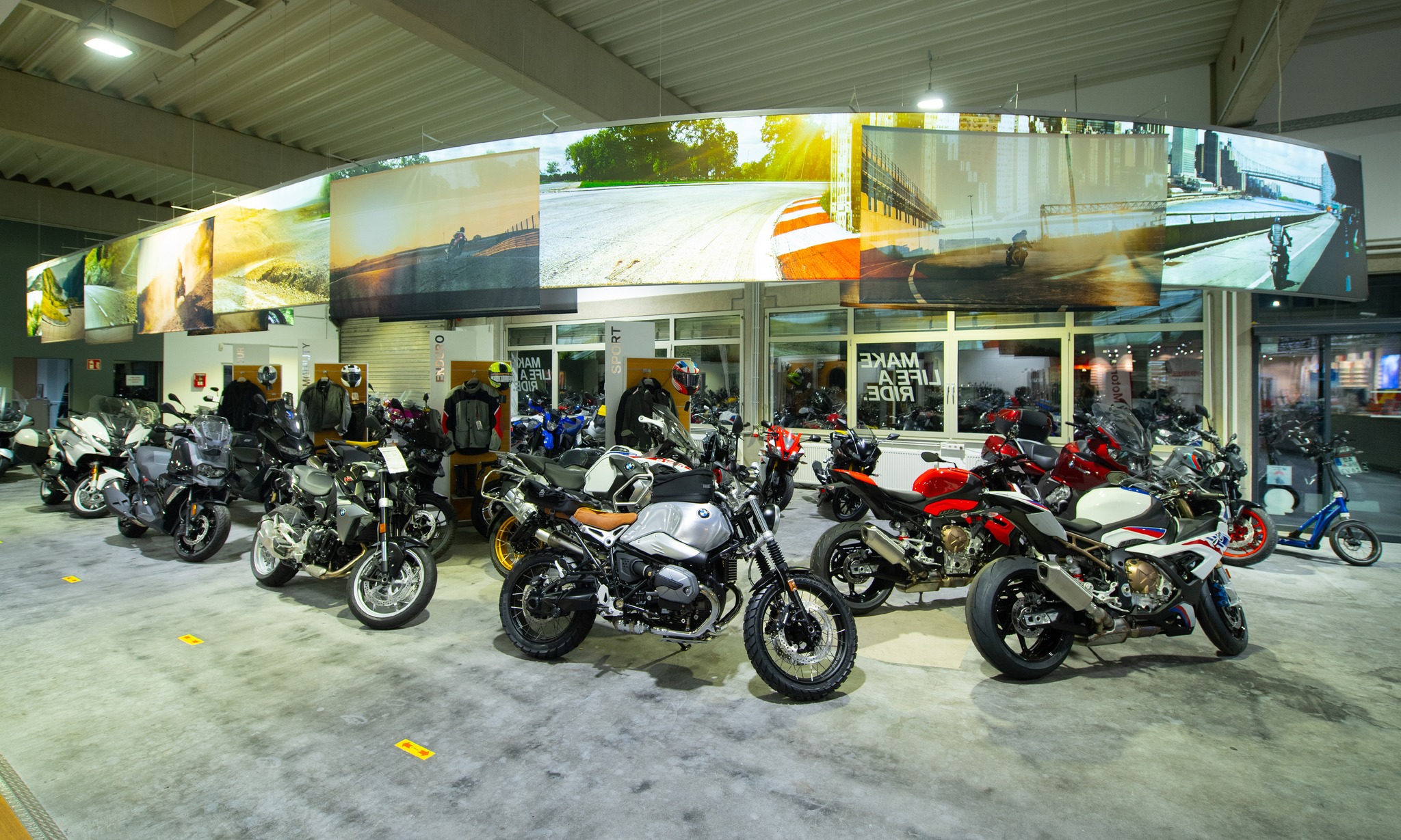 Sitemapcdatahttpwwdcellcare1comluxus Motorrad Center Darmstadt Bild