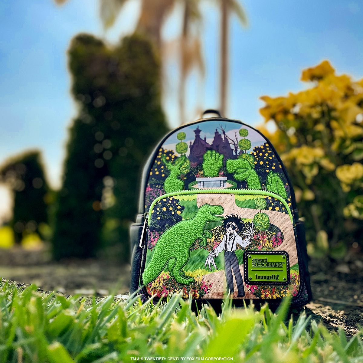 edward scissorhands topiaries mini backpack Loungefly Twentieth Century Studios Sherpa Ba LF Lovers 9W x 10.5H x 4.5D 22.8cm W x 26.6cm H x 11.4cm D This is an officially licensed Twentieth Century Studios product. Scissorhands Salon and Topiary" Backpack
