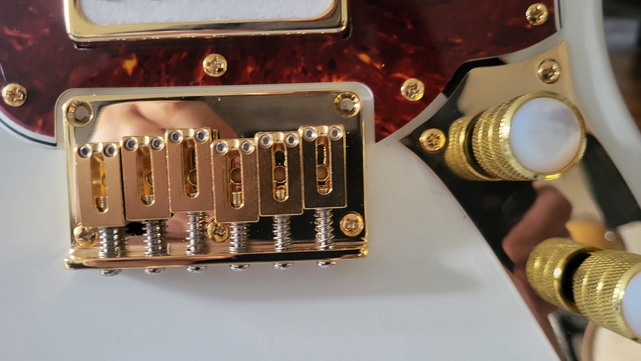 I'm working on finalizing my first Squier Bullet Mustang mod. This
