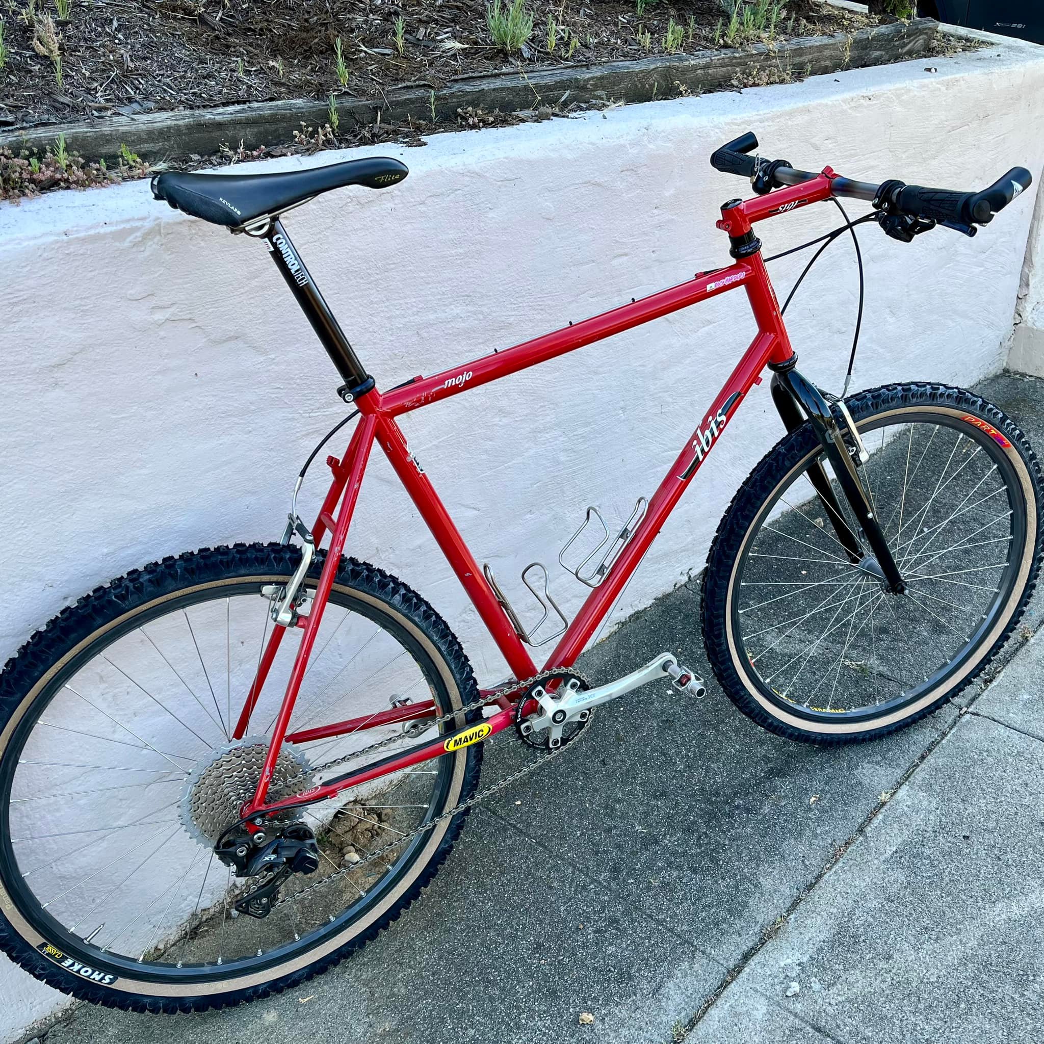 Retro '90s mountain bikes