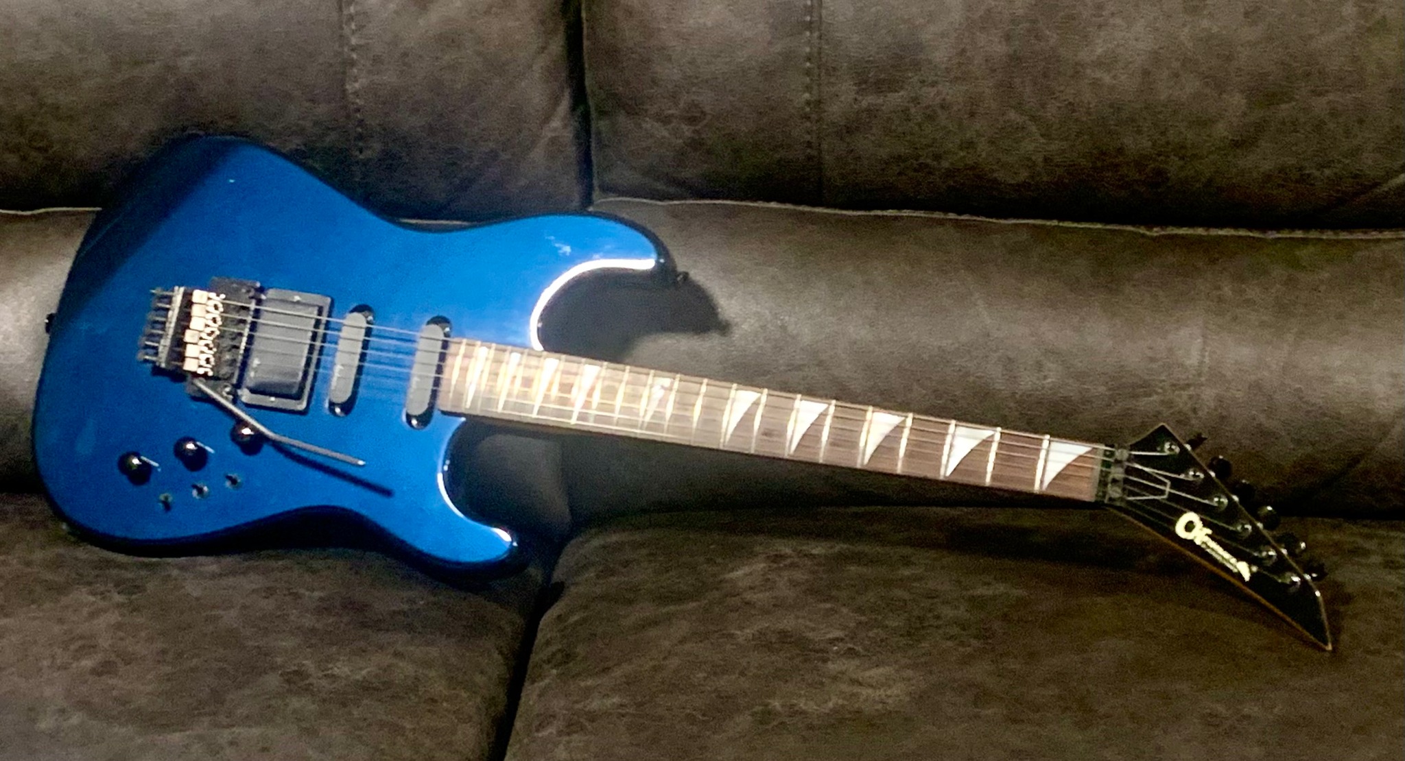 1990 Charvel DK-065-SSH Superstrat guitar