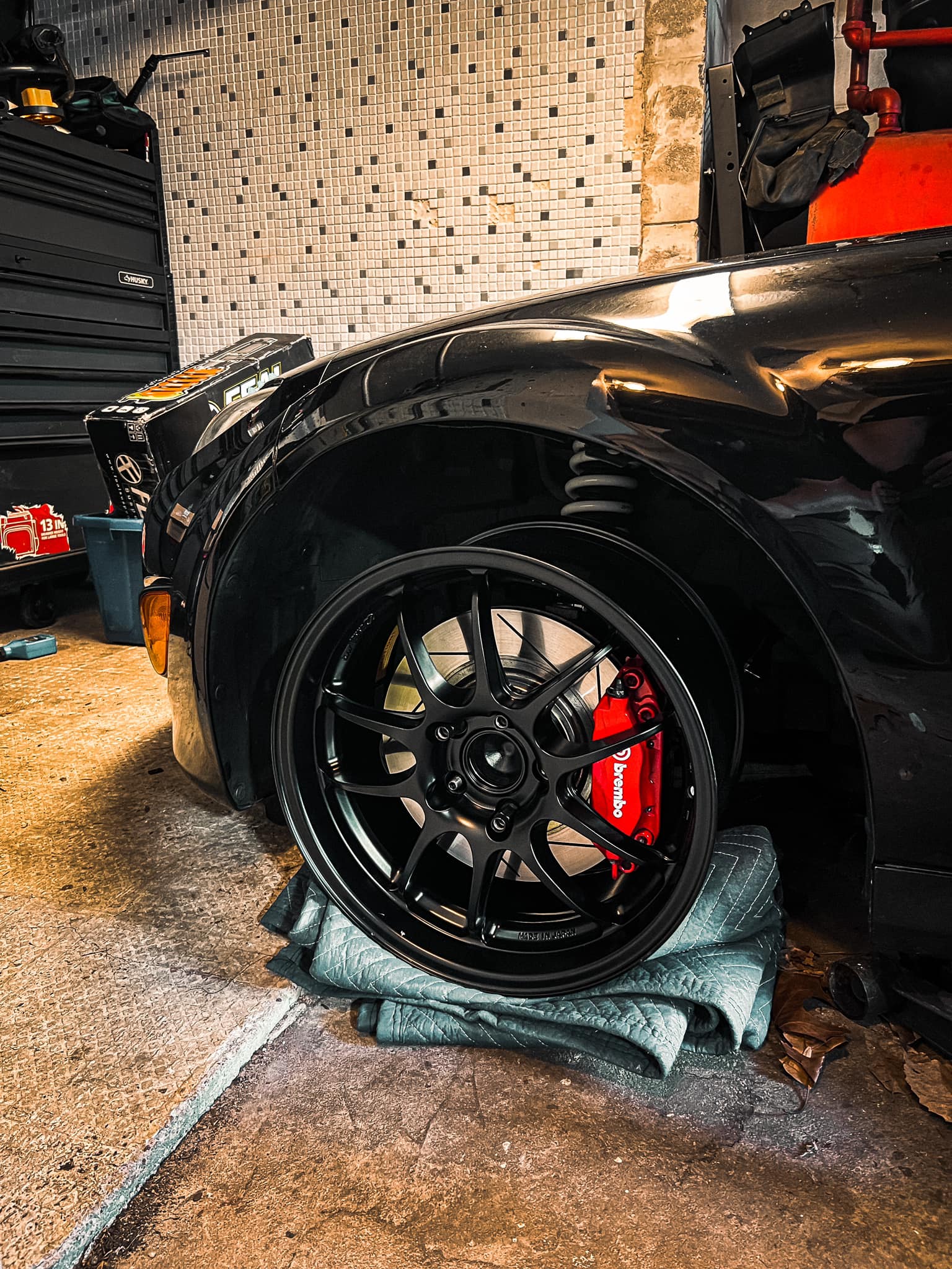 Will the Enkei PF01 wheels clear the brakes?