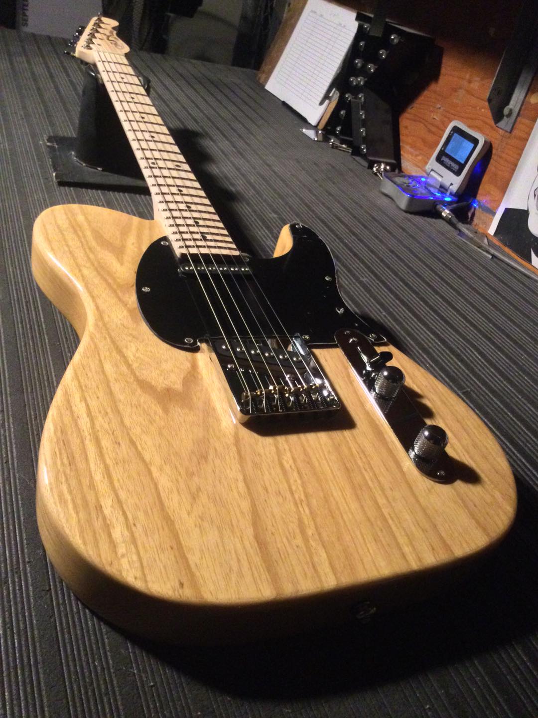 2003 ASAT classic USA in natural vintage. Wonderful guitar with