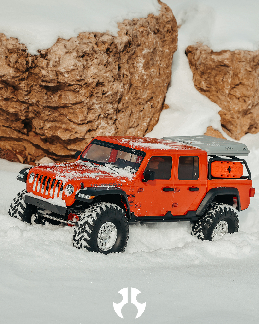 Axial SCX10-III Jeep JT Gladiator Custom painted cab with ProLine