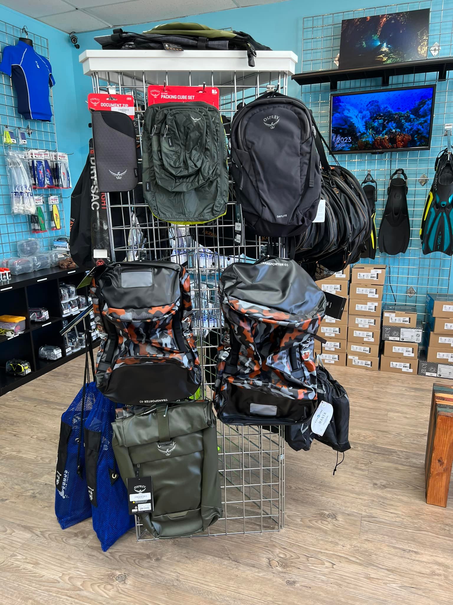 osprey bag sizes Daylite Messenger-Black In addition to the large panel What Size Hiking Backpack Visual
