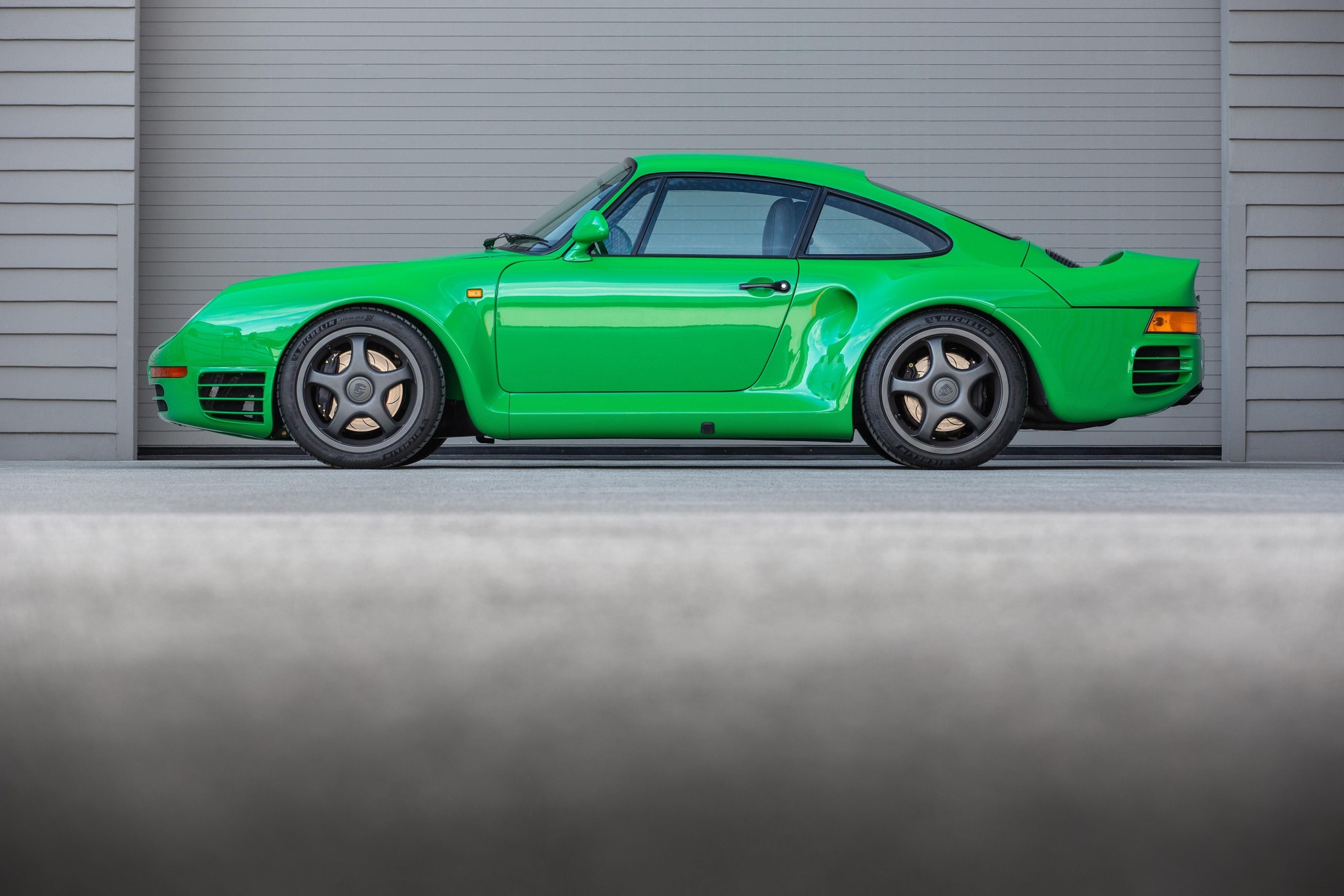 ホメオパシーとエレメント The 959 is a homologation special, a once-in-a-generation example