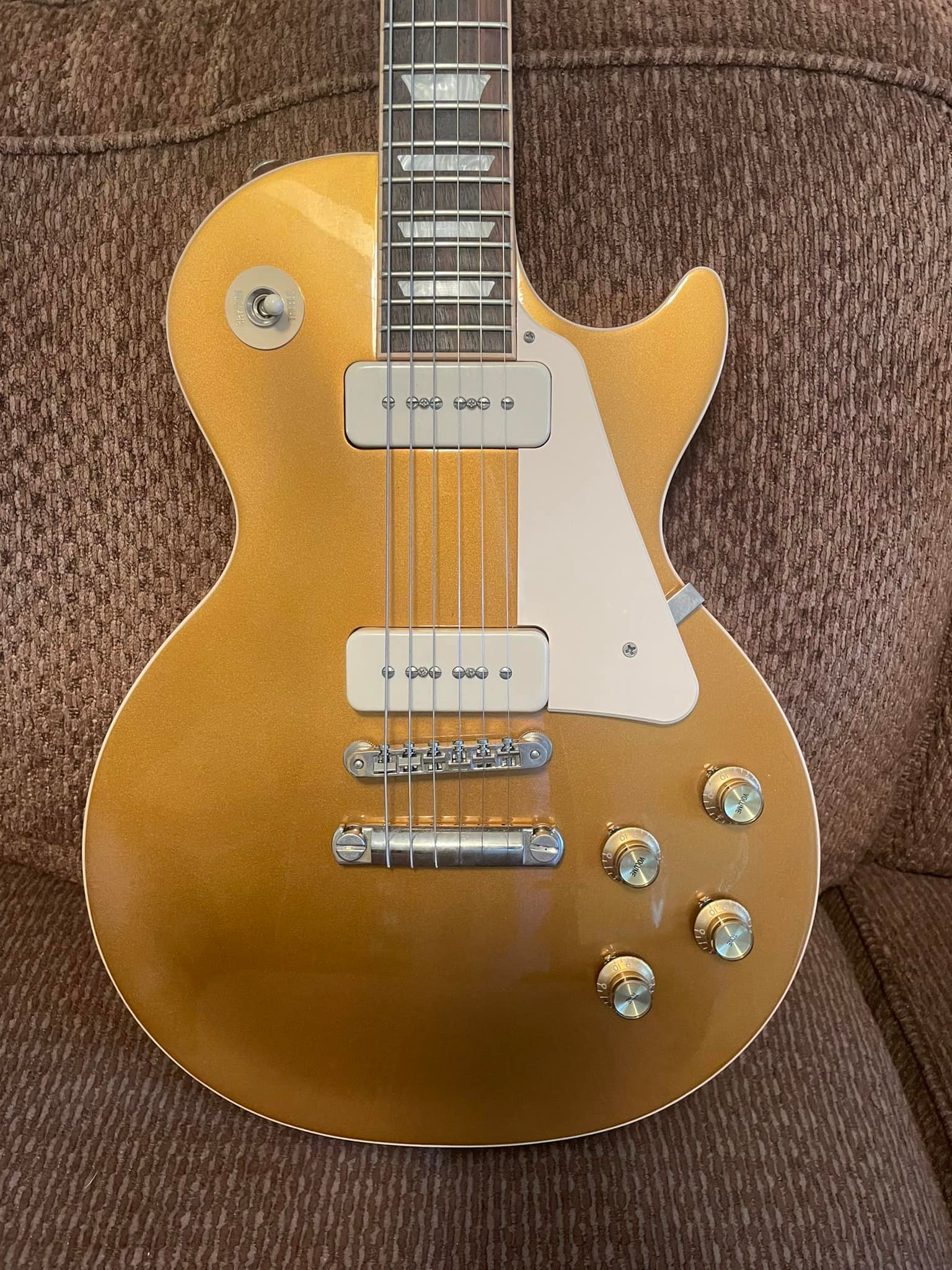 Wildwood Select Les Paul neck and maple top