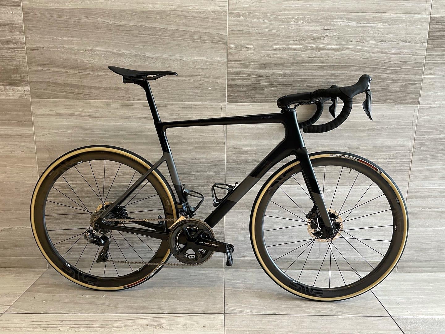 Gravel tyre clearance on Cannondale Supersix Evo Hi-Mod