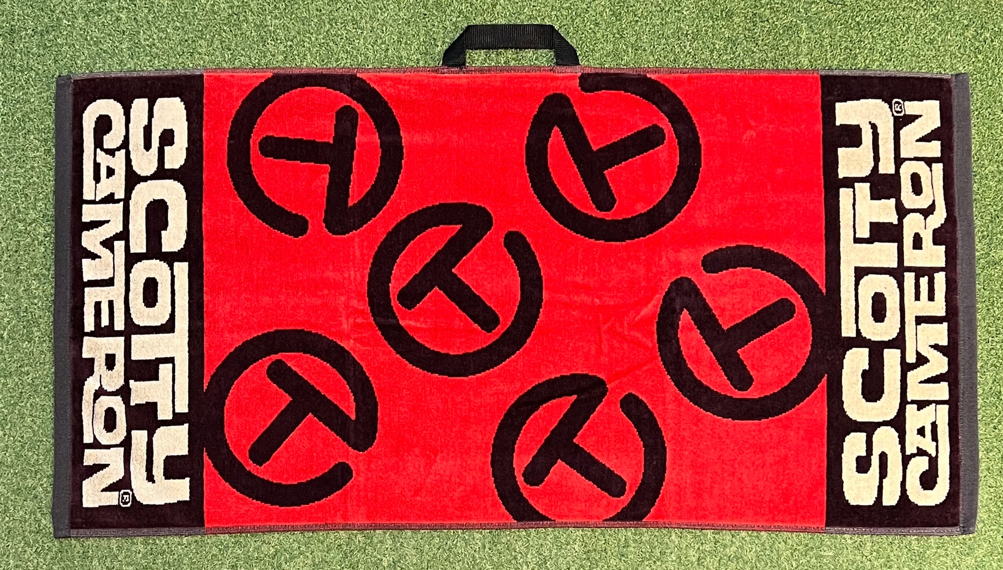Scotty Cameron Circle T 毛巾 』 CIRCLE T Players Towel *RED/Black