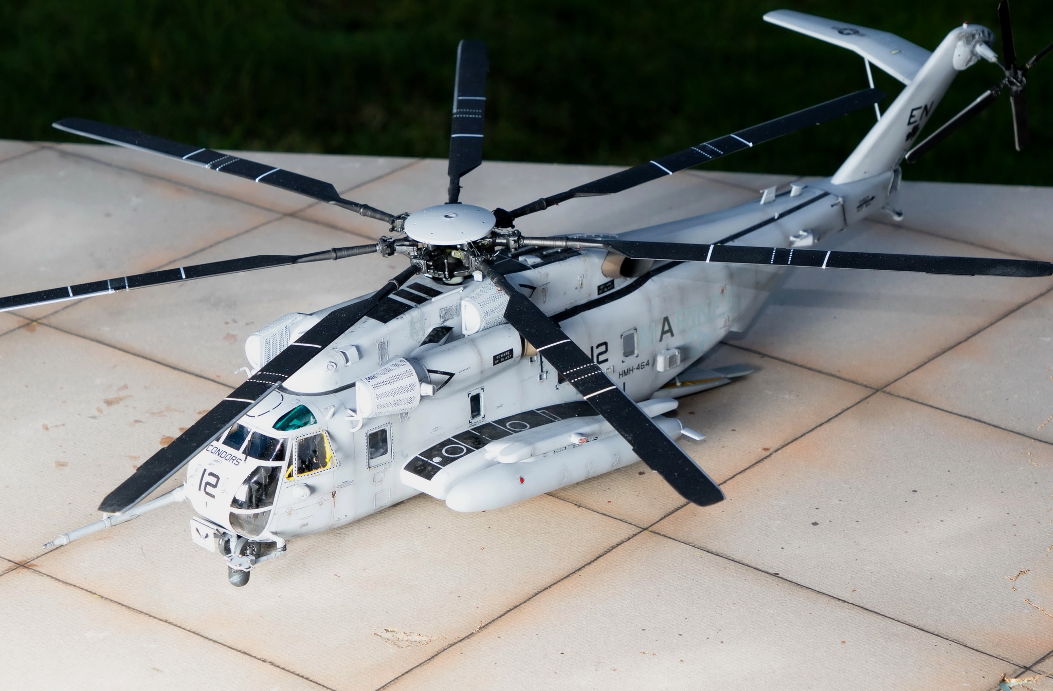 Academy 1:48 CH-53E Super Stallion model review