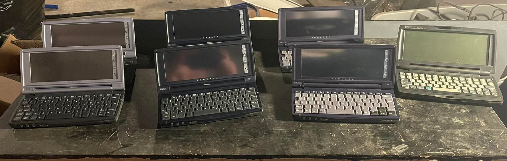 Exploring HP Jornada 720 handheld computer