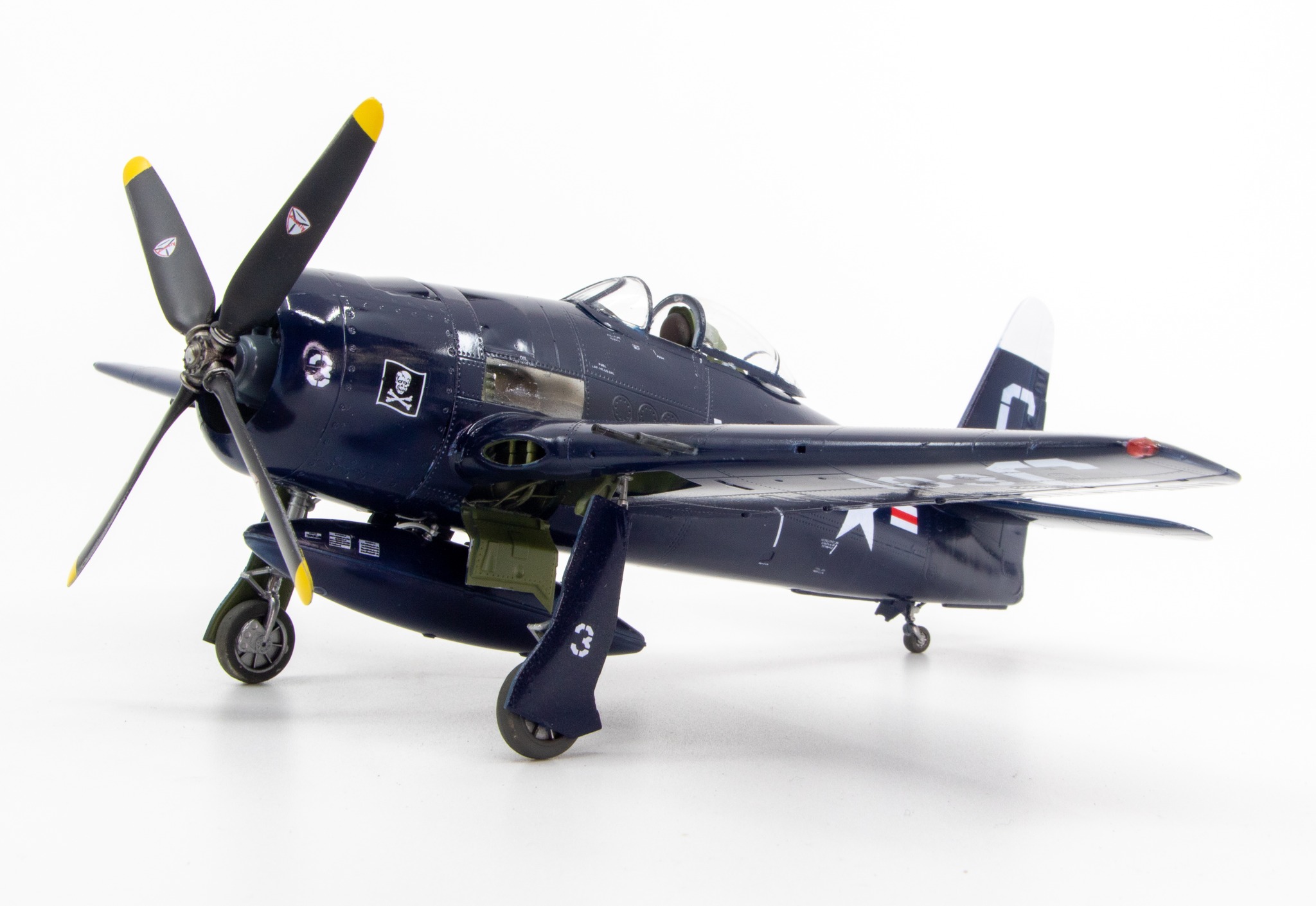 Hobbyboss 1:48 scale model kit - F8F-2 Bearcat HBB80358