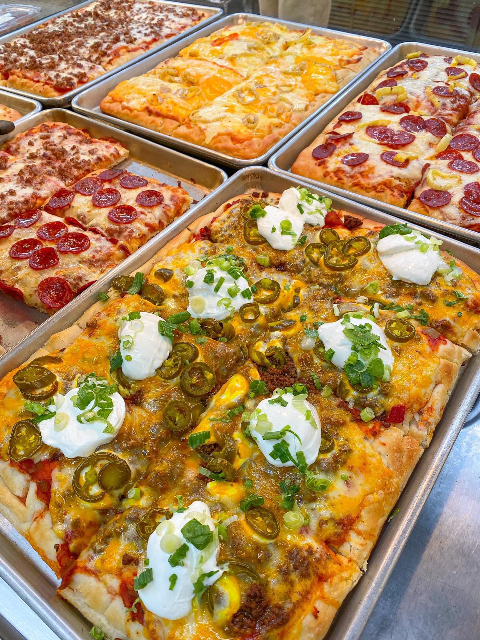 It’s 🍕PIZZA🍕 Friday! We have... - DeVitis Italian Market | Facebook