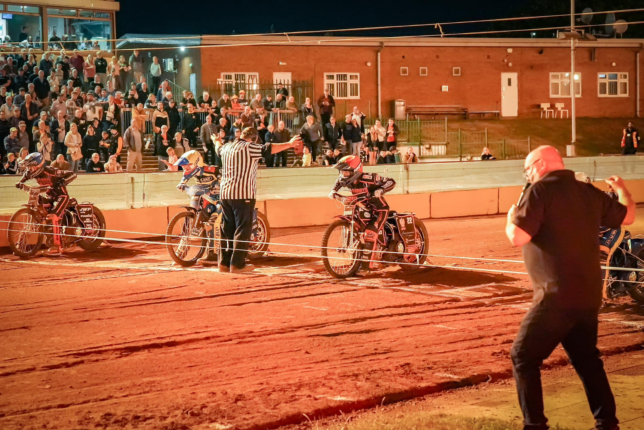 Wolves - 🏟️ The speedway office at Monmore Green is open TOMORROW from ...