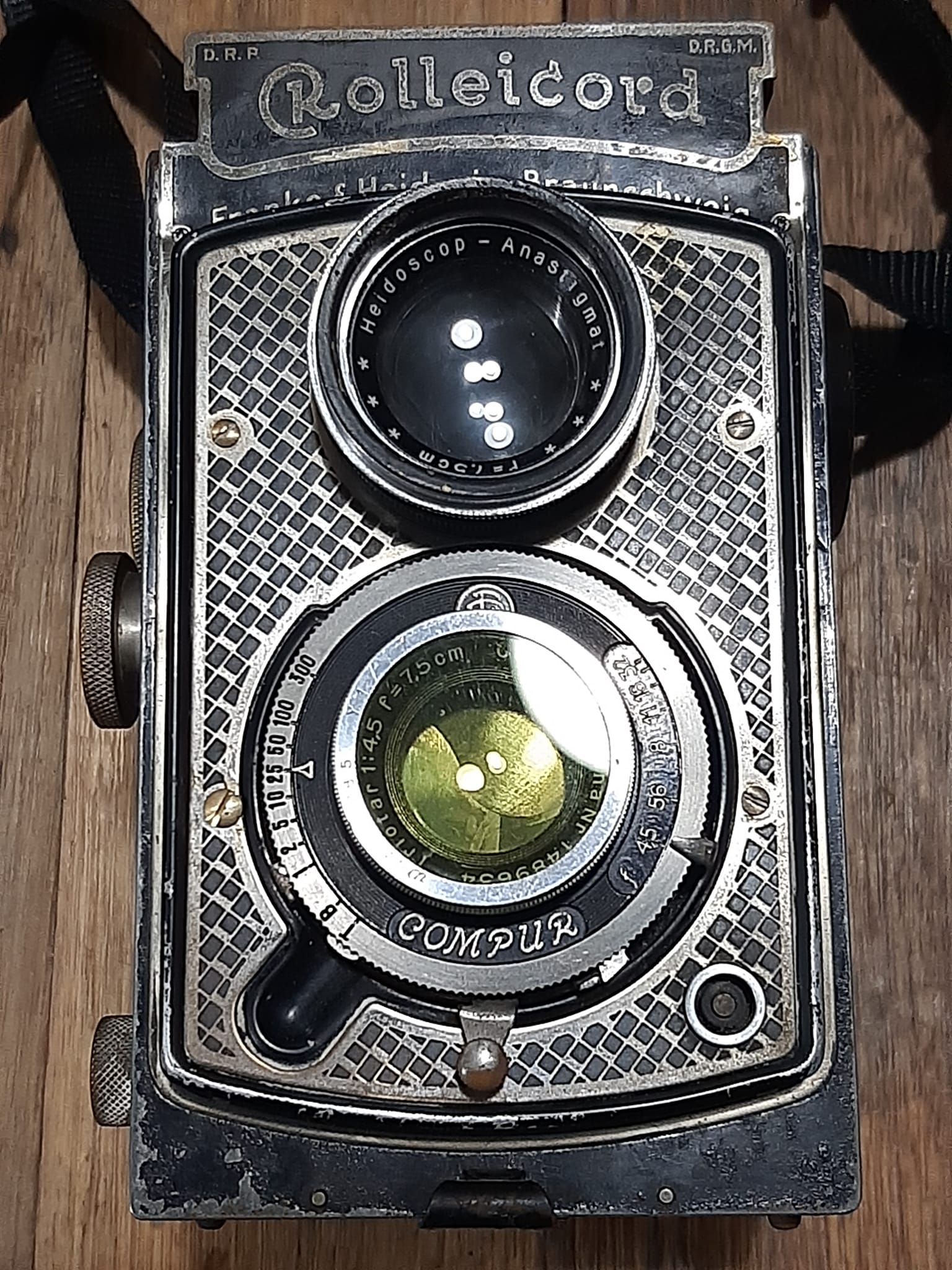 Rolleicord I with flash sync added from Japan