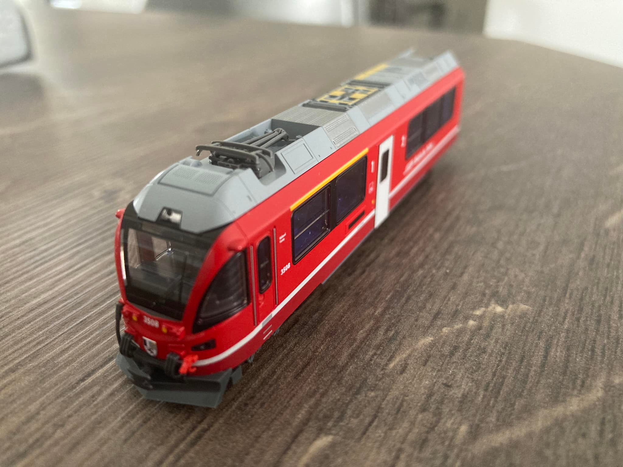 Kato Swiss Rhaetian Railway Abe 8/12 Allegra 3 car set