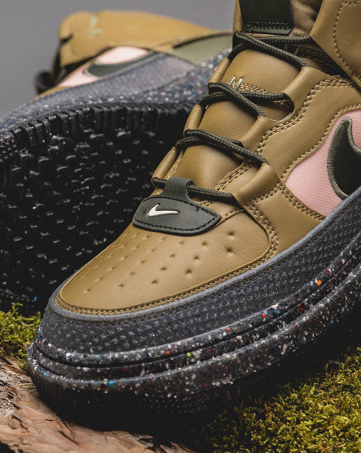 The latest winterized version of the Air Force 1 has arrived and