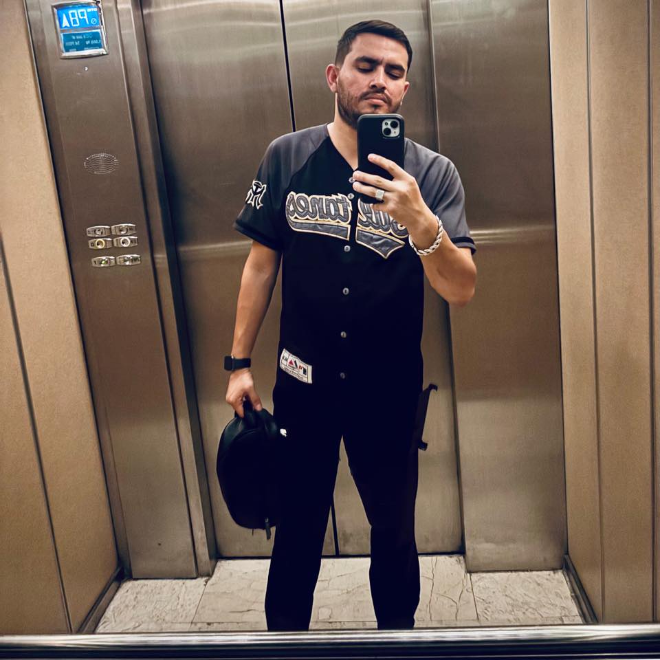 Victor Barraza