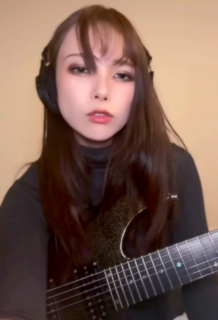 Saki, guitarist of ex-Nemophila, ex-Mary's Blood, and ex-Destrose