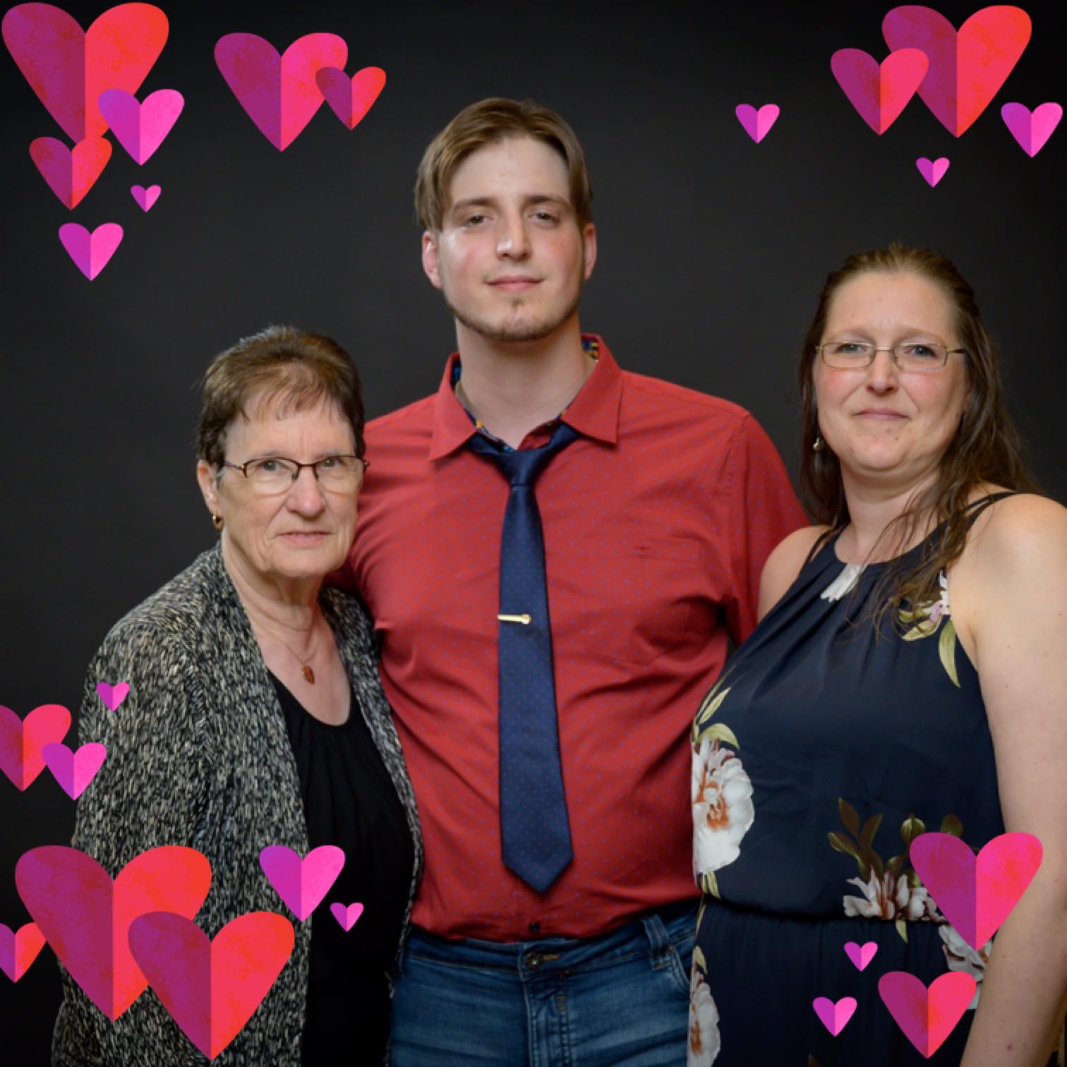 Annie Arseneault (@annie.arseneault.73) • Facebook, Connect with friends