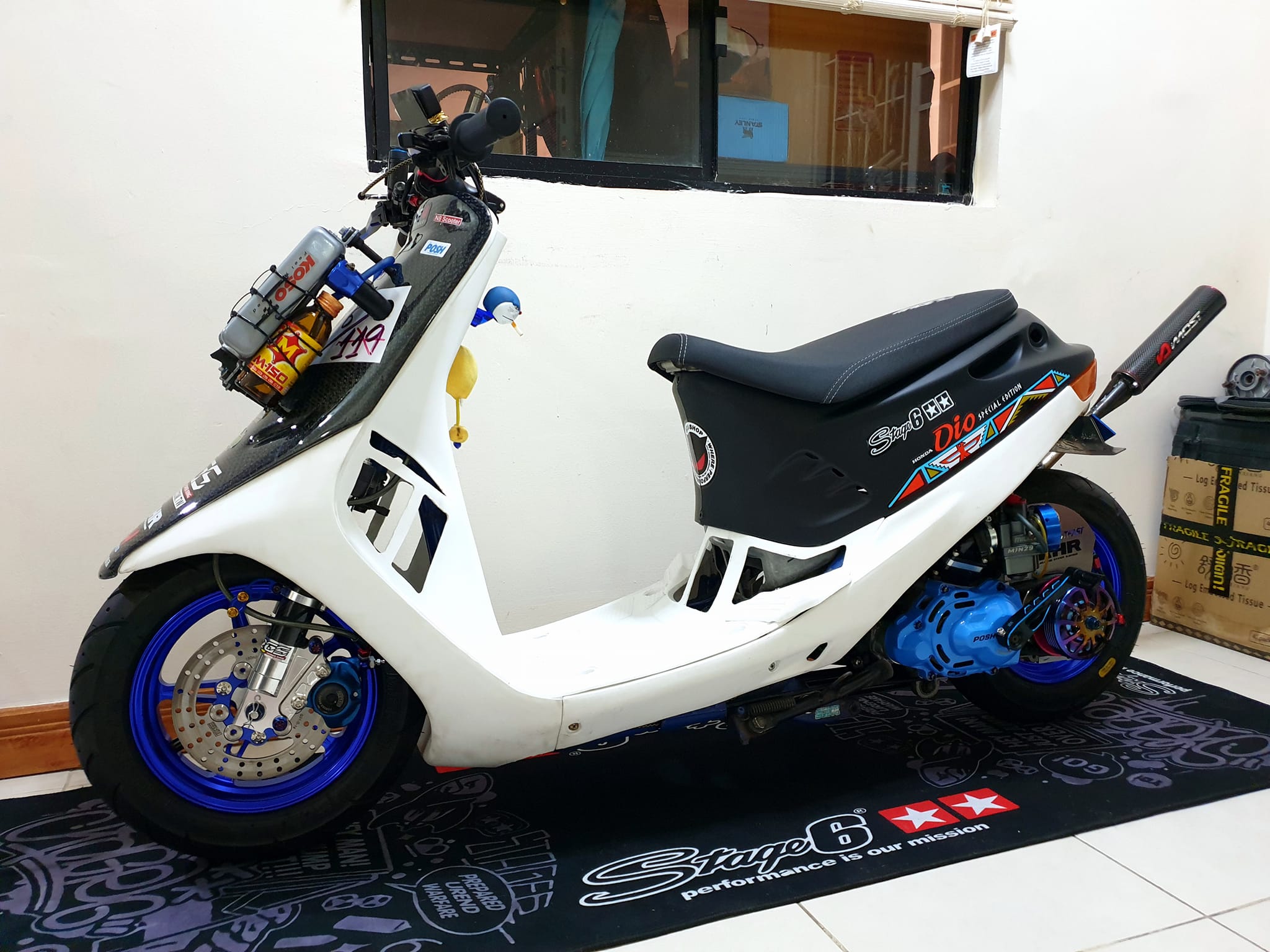 This Honda Dio AF18 is on it