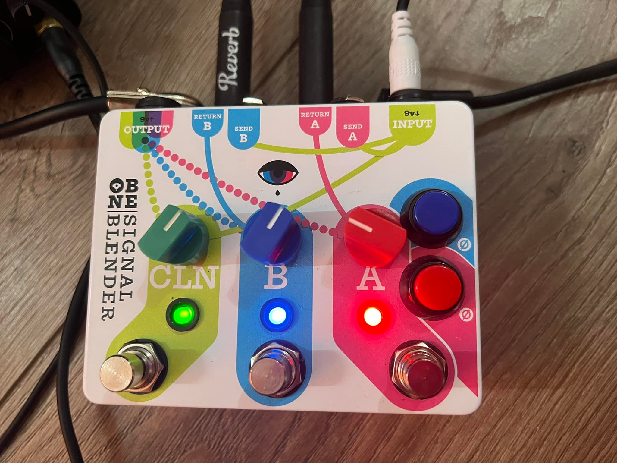 How to use the Old Blood Noise Endeavors Signal Blender Stereo pedal?