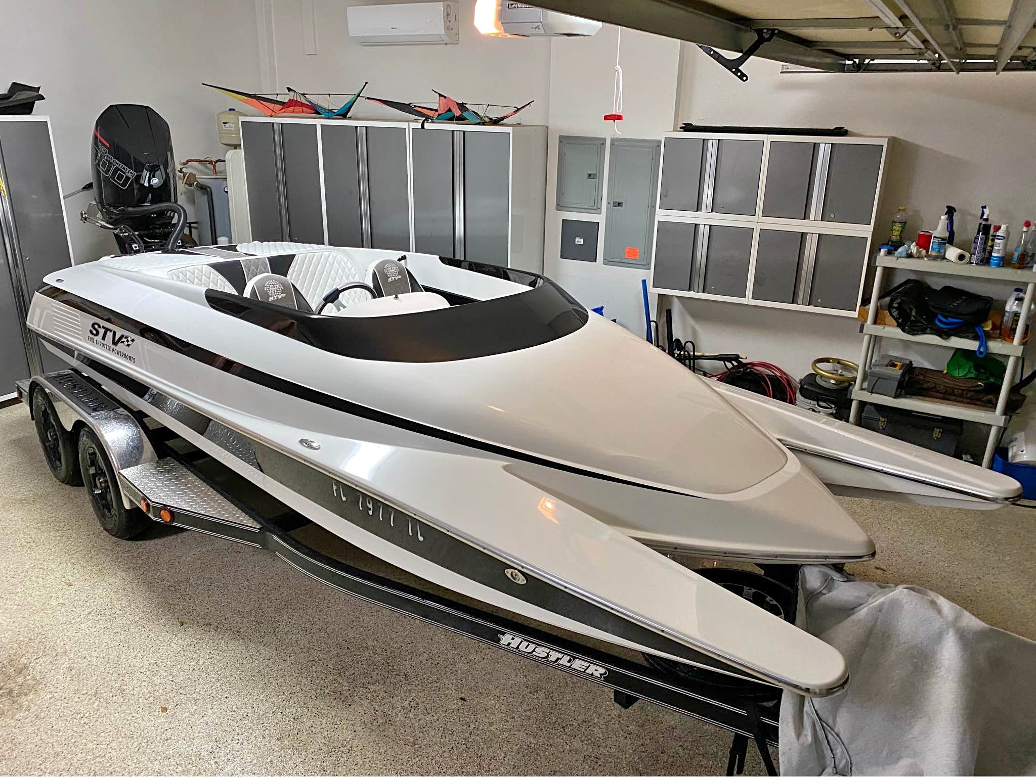 STV Custom Race Boats | For sale: 2022 STV EURO with 2022 Mercury 300R ...