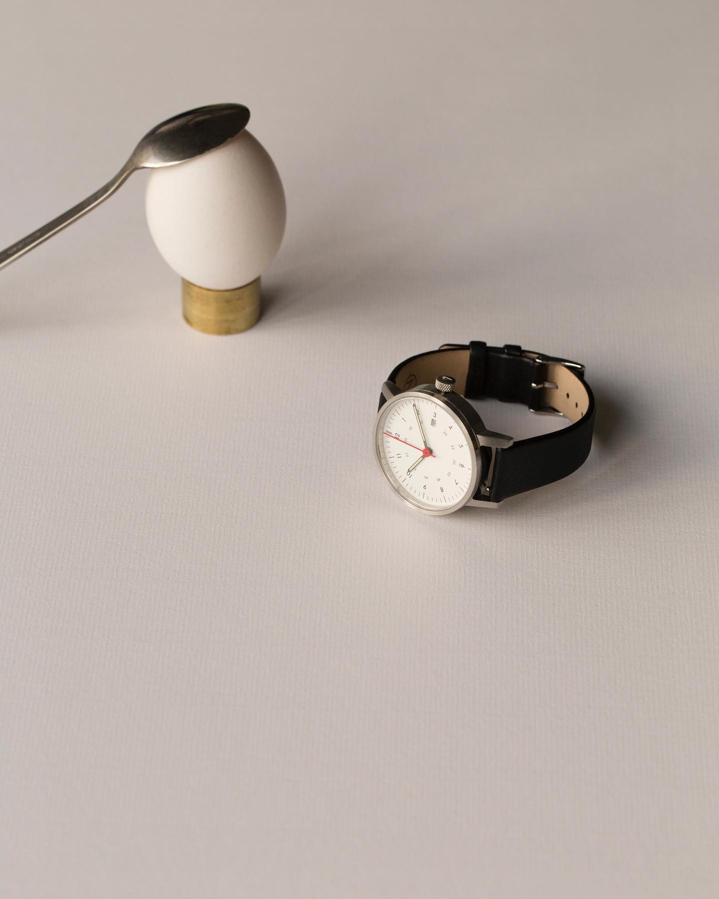 VOID WATCHES ヴォイド ウォッチ V03D SERIES ホワイト 【公式通販】