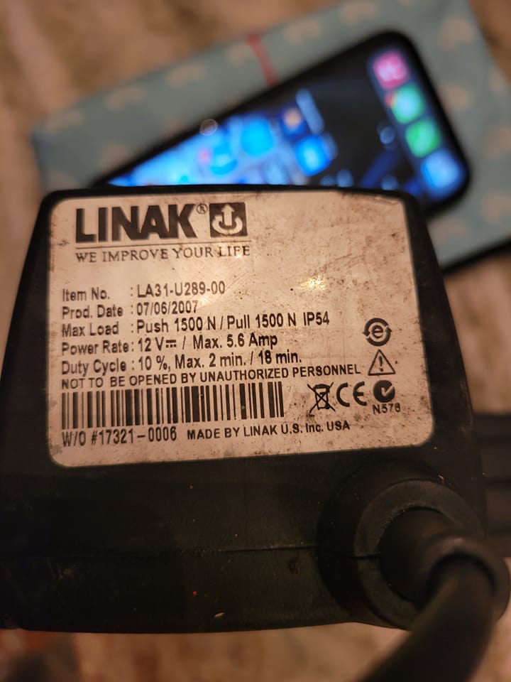 Actuador Linak LA31 carrera 400 mm hasta 1500 N | J08213