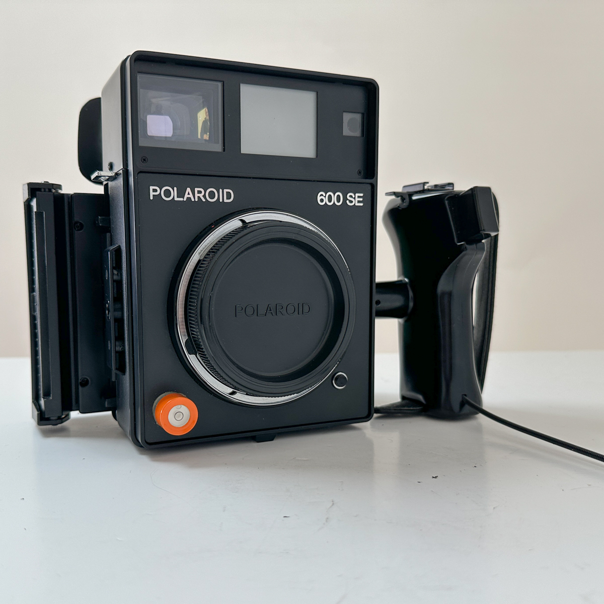 Polaroid 600SE and Mamiya 127mm f/4.7