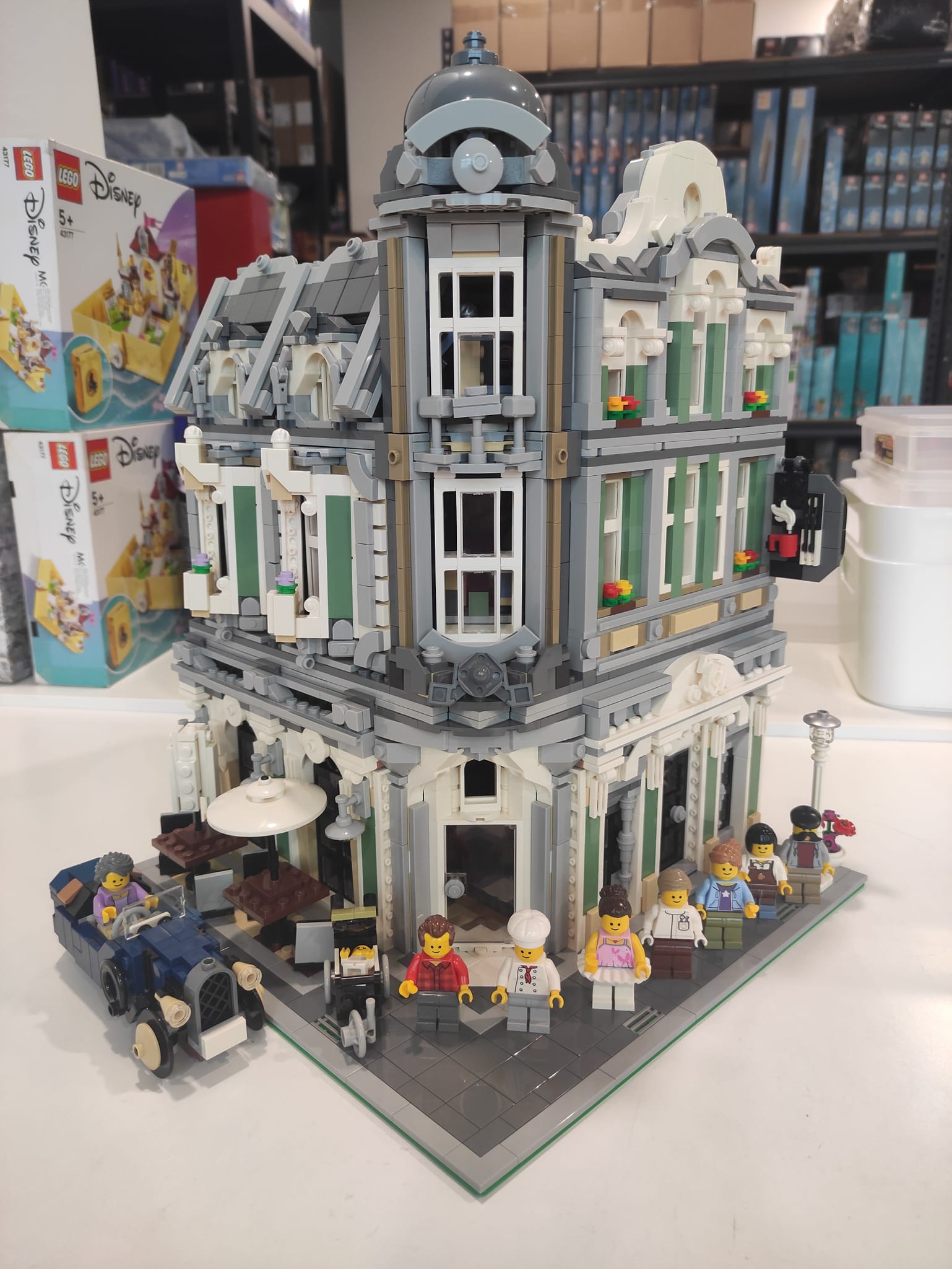 Lego 10255 Assembly Lego Assembly Square Alternate Build Lego 