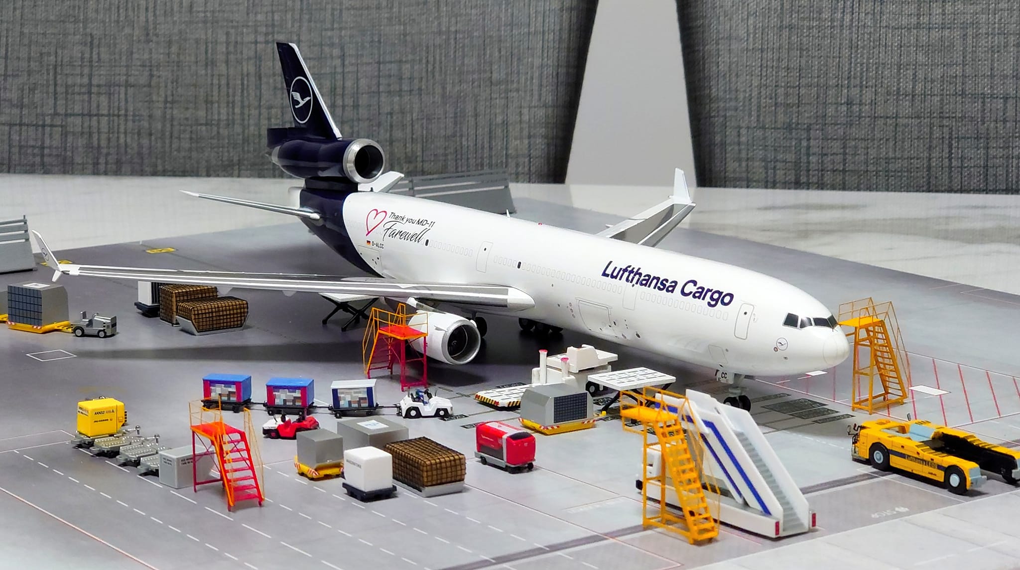 Lufthansa Cargo MD-11 farewell livery